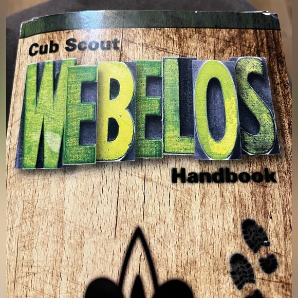 Webelos Cub Scout‎ Handbook - Picture 3 of 10